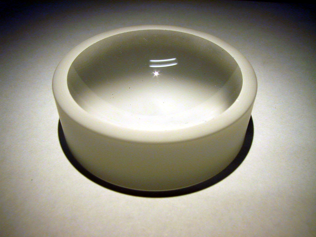 Plano-Concave Radial Field Flattening Fiber Optic Face Plate